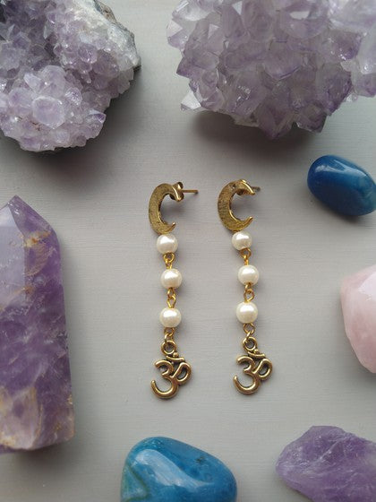 ARETES LUNA OM