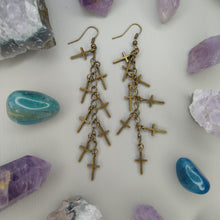 Cargar imagen en el visor de la galería, Aretes Cruces

