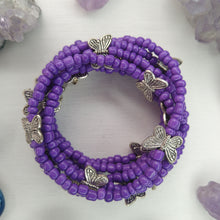 Cargar imagen en el visor de la galería, PULSERA ENVOLVENTE MARIPOSAS MORADA
