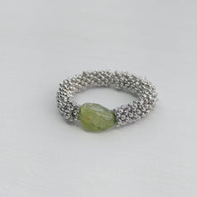 Cargar imagen en el visor de la galería, ANILLO PERIDOTO
