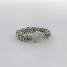 Cargar imagen en el visor de la galería, ANILLO JADE
