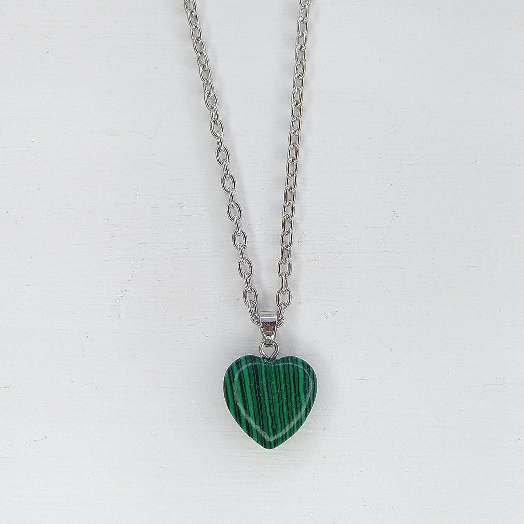 COLLAR CORAZÓN MALAKITA