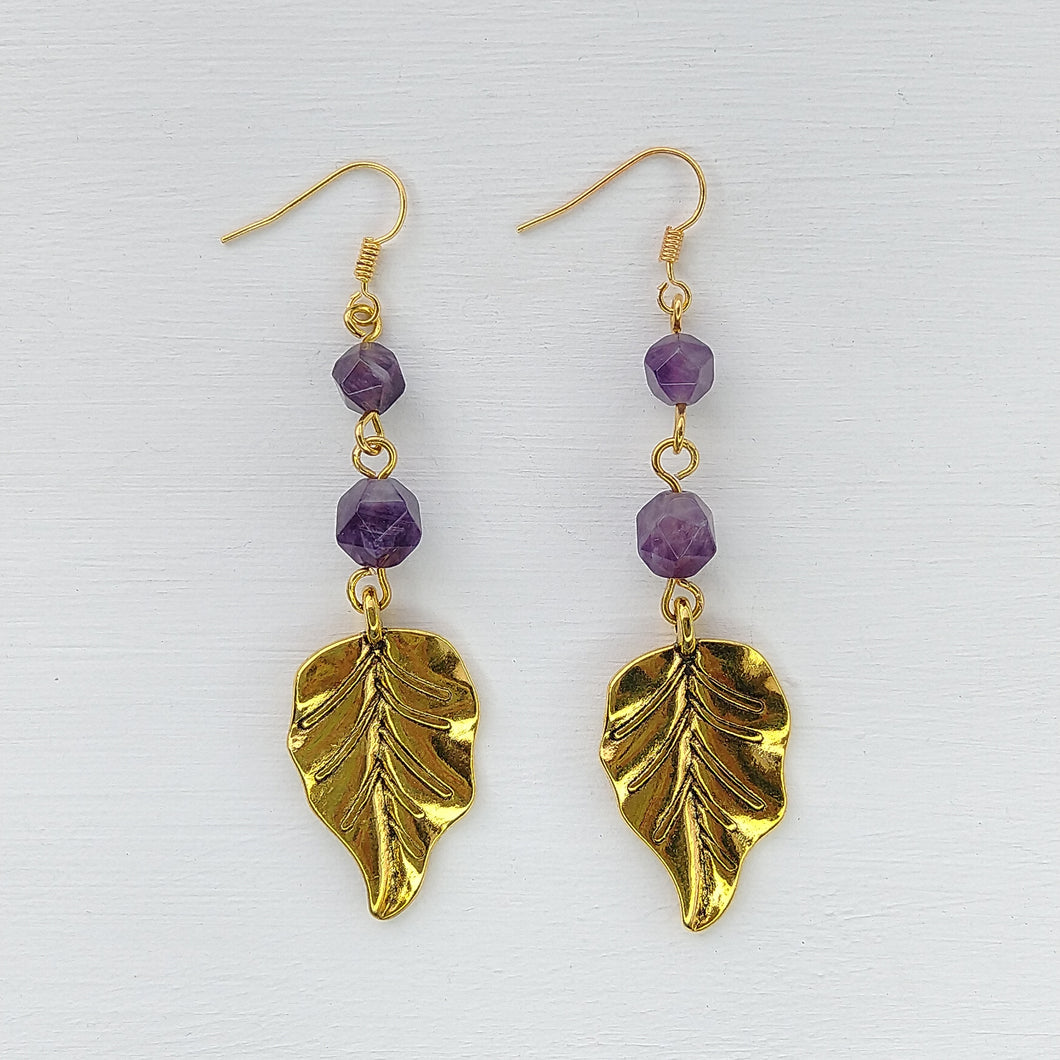 ARETES HOJA AMATISTA