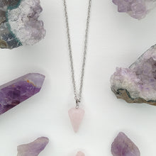 Cargar imagen en el visor de la galería, COLLAR PÉNDULO CUARZO ROSA
