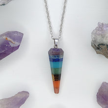 Cargar imagen en el visor de la galería, COLLAR PÉNDULO ARCOIRIS
