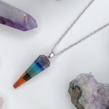 Cargar imagen en el visor de la galería, COLLAR PÉNDULO ARCOIRIS
