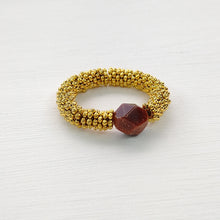Cargar imagen en el visor de la galería, ANILLO AVENTURINA DORADO
