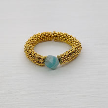 Cargar imagen en el visor de la galería, ANILLO ÁGATA VERDE DORADO
