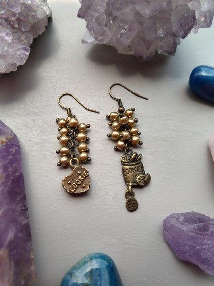 ARETES GALLETAS Y BOTE DE GALLETAS