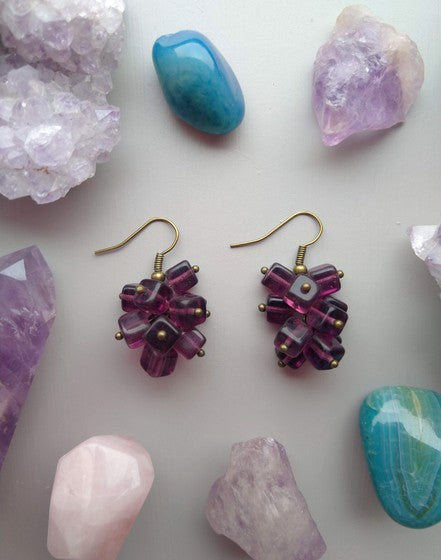 ARETES RACIMO MORADO