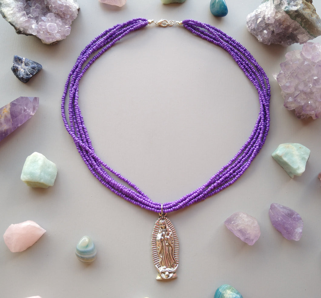 COLLAR MORADO VIRGEN DE GUADALUPE