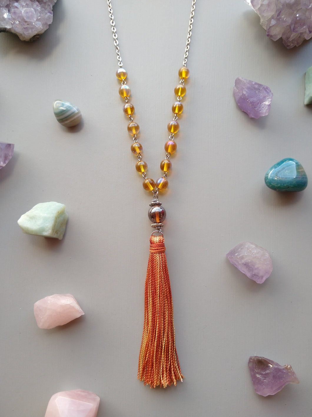 COLLAR TASSEL ÁMBAR