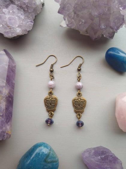 ARETES CALAVERITAS MORADOS CON LILA