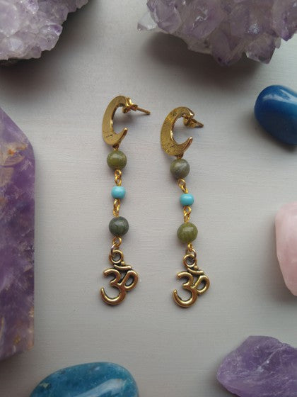 ARETES HOWLITA SERPENTINA LUNA OM