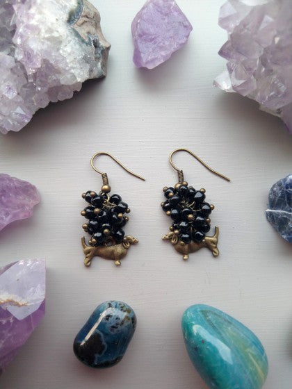 ARETES NEGROS PERRITO SALCHICHA