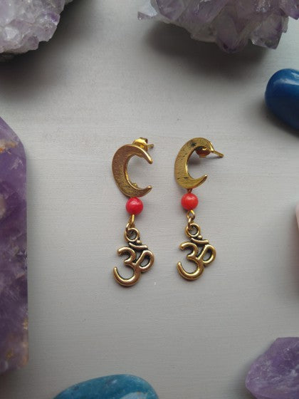 ARETES CORAL LUNA OM